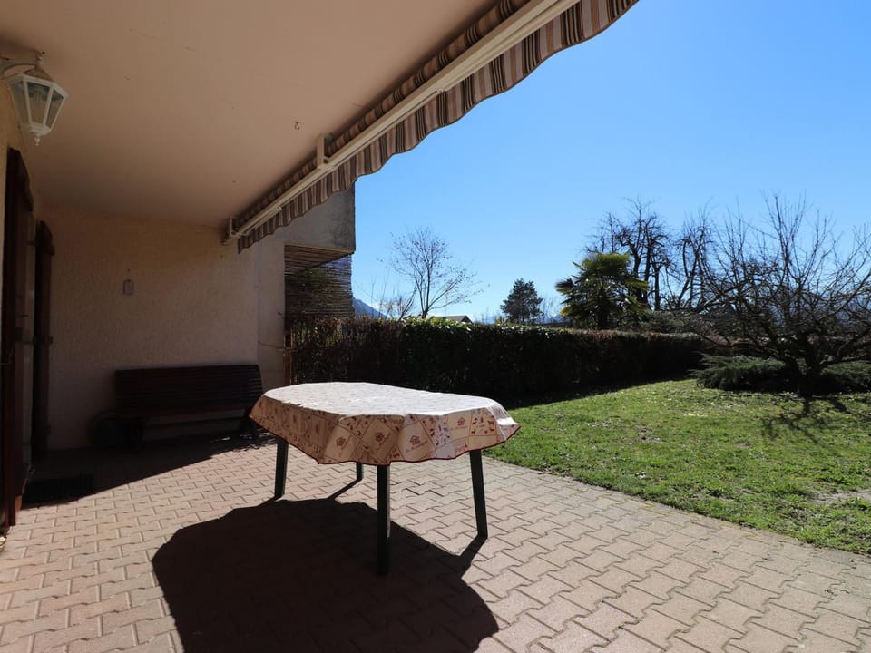Spacieux logement calme avec jardin privé - Parking inclus, animaux acceptés - FR-1-432-8 Apartment in Annecy