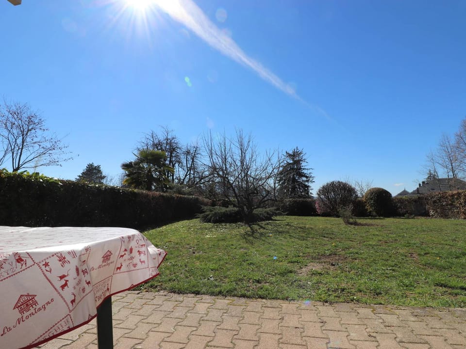 Spacieux logement calme avec jardin privé - Parking inclus, animaux acceptés - FR-1-432-8 Apartment in Annecy
