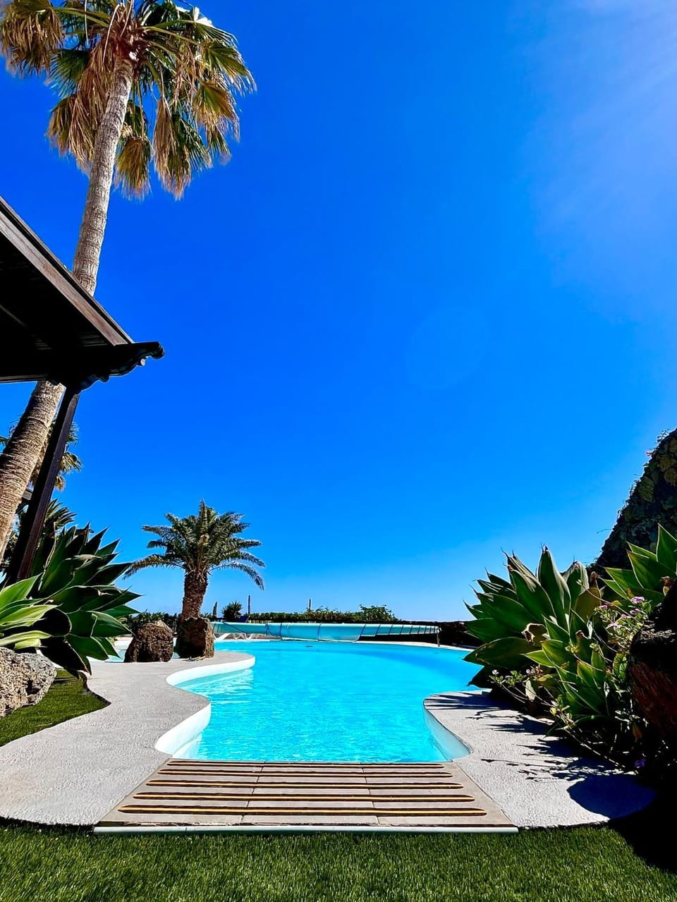 Sea view, Swimming pool