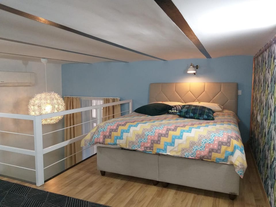 Tempo Life Apartman Apartment in Budapest