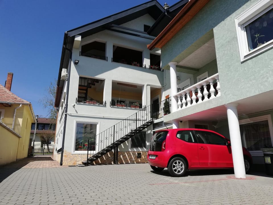 Property building, Parking