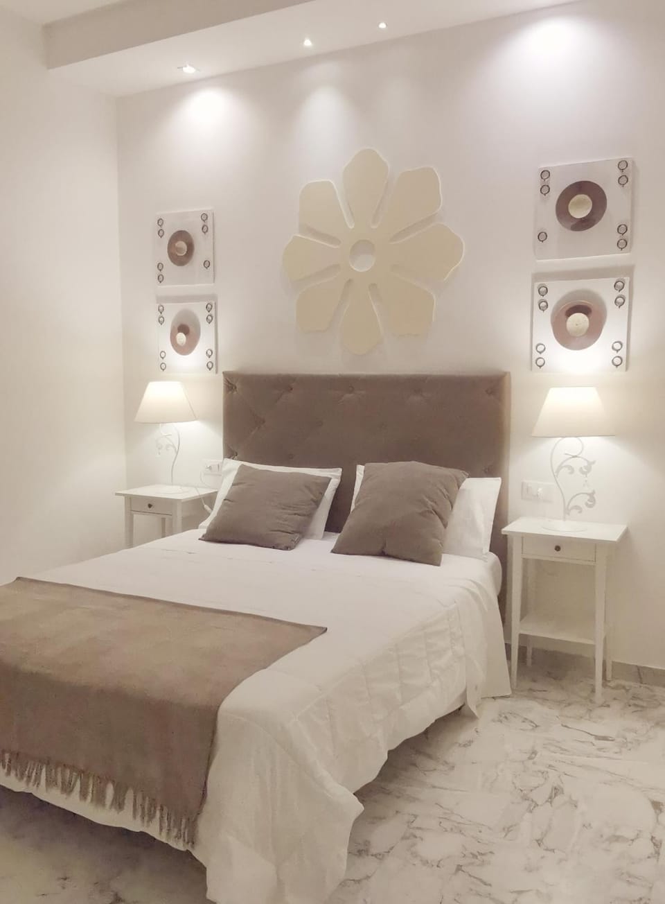 FLOS Guest House Bed and Breakfast in Province of Foggia