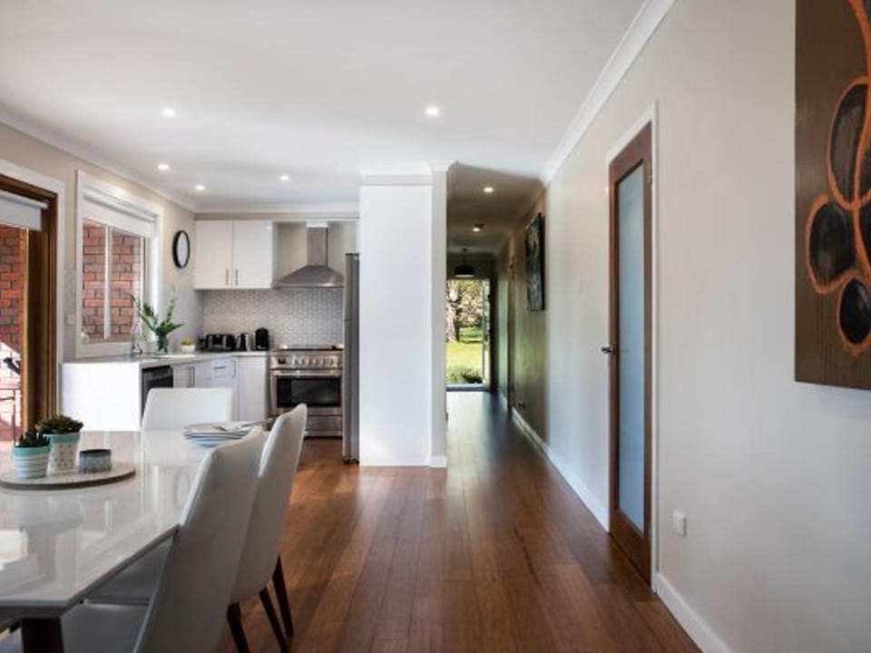 Musk Vale Villa - dog friendly, 5 mins to town House in Daylesford