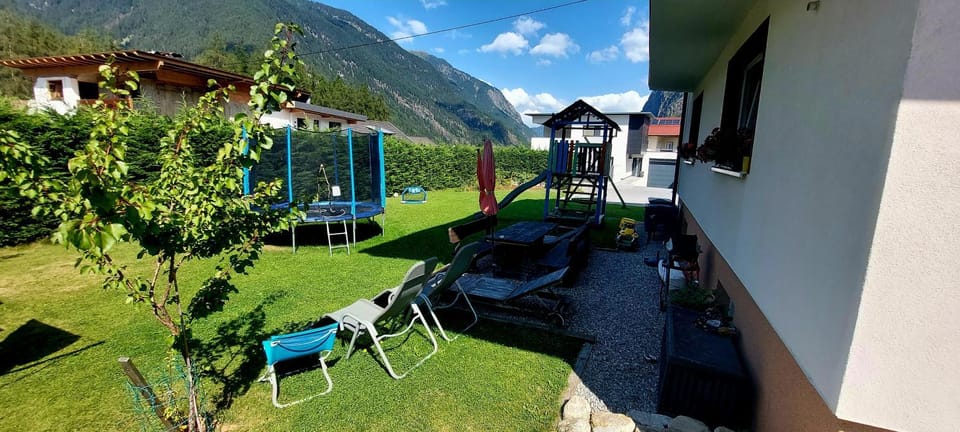 Garden, Garden view