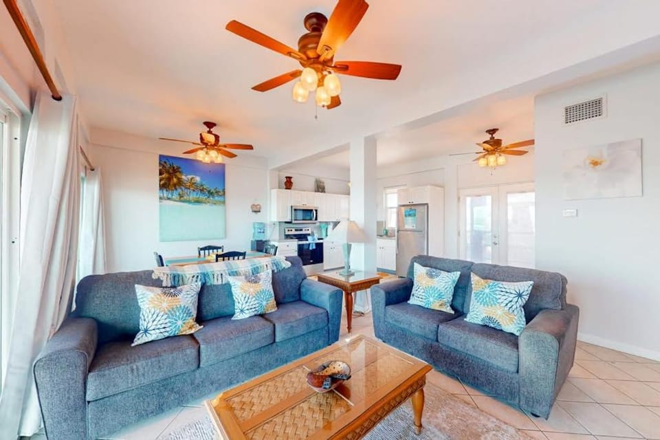 Suite F302 Mara Laguna House in Belize District