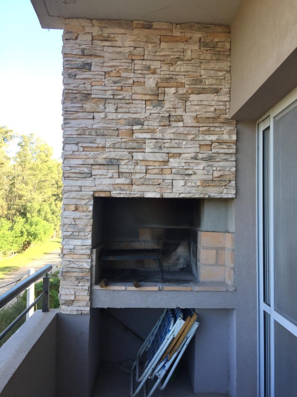 Day, BBQ facilities