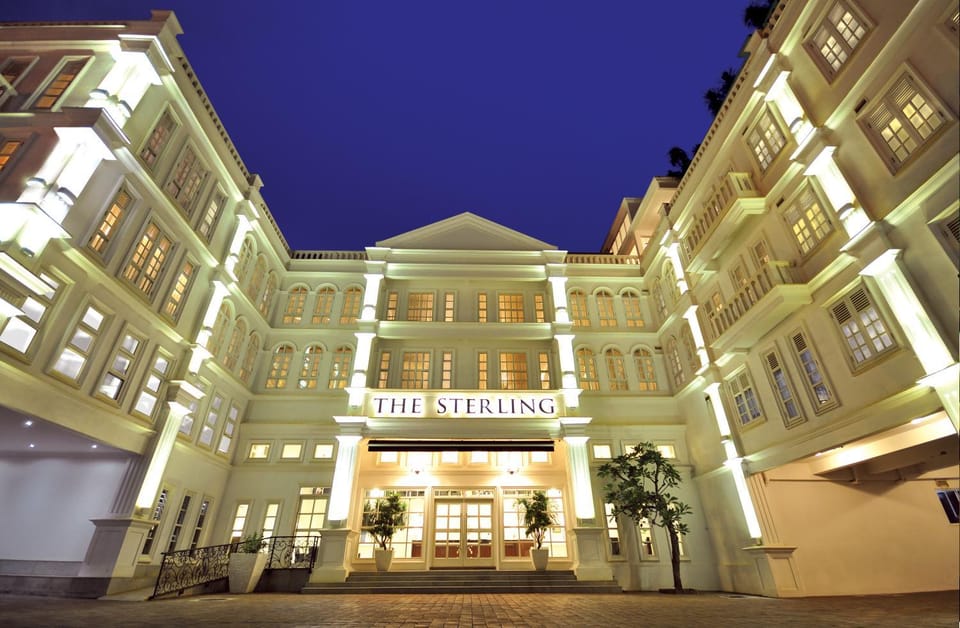Property building, Night, Location