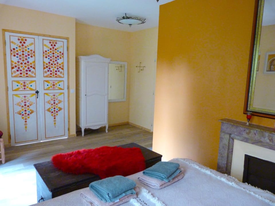 Bed, Bedroom, wardrobe