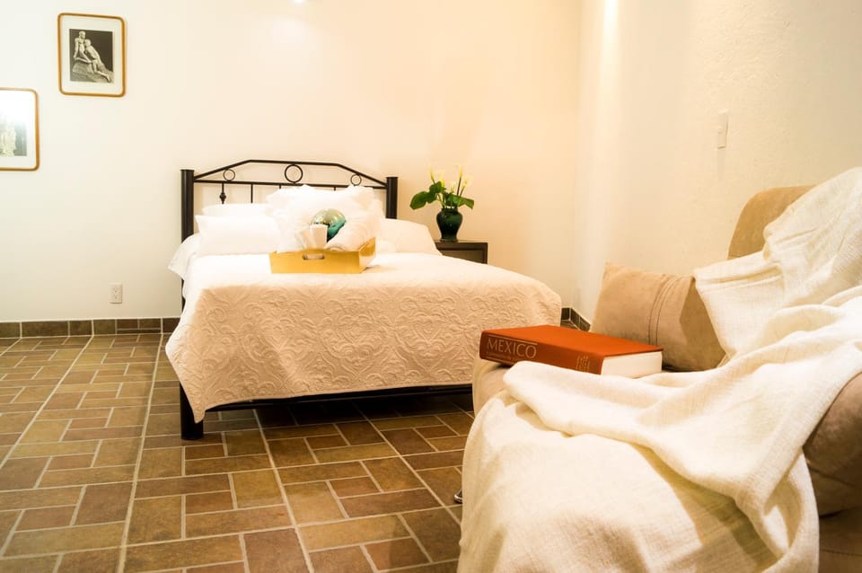 Suite 5B, Cultura, Garden House, Welcome to San Angel Apartment in Mexico City