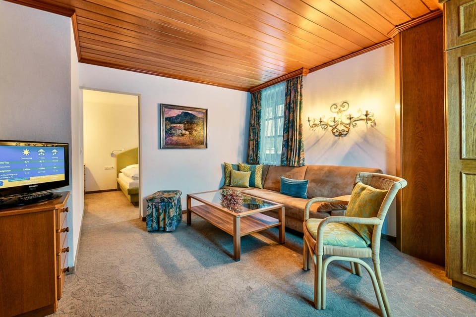 Chalet Kerber Apartment in Lech