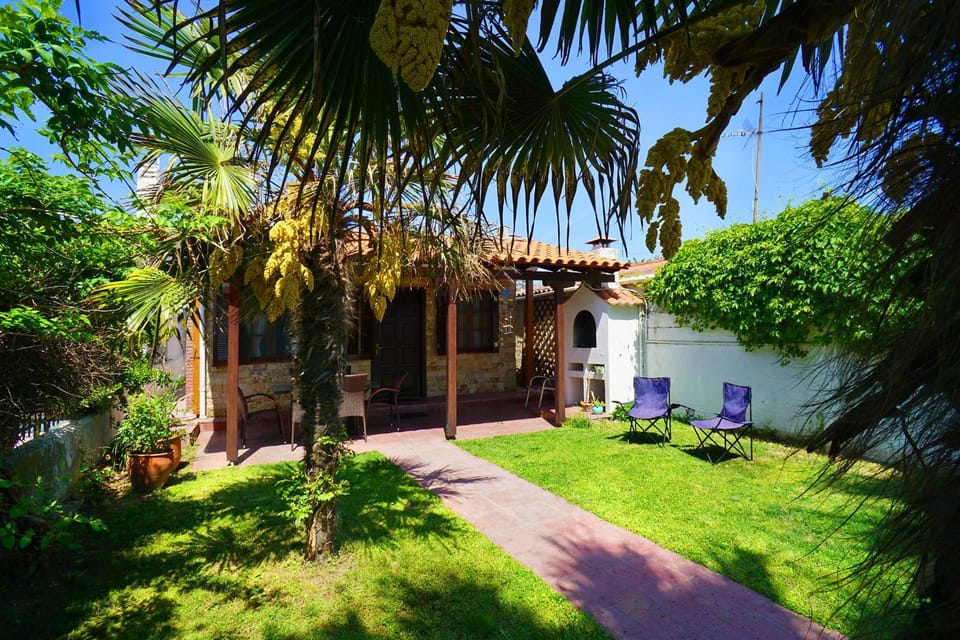 Property building, Garden