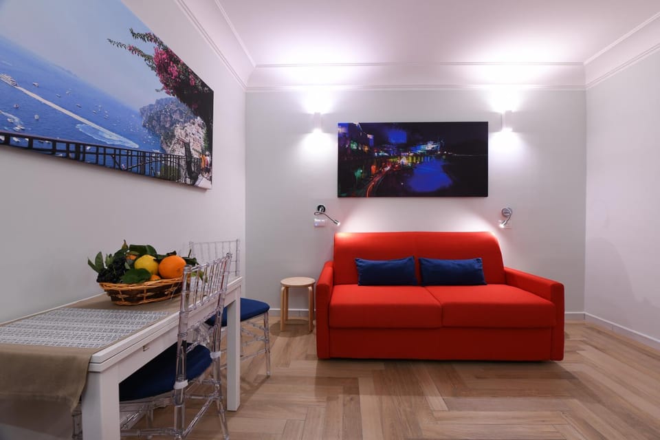 Living room, Living room, Seating area, Dining area