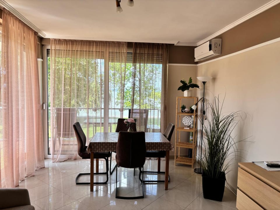Gruber Apartman Apartment in Siófok