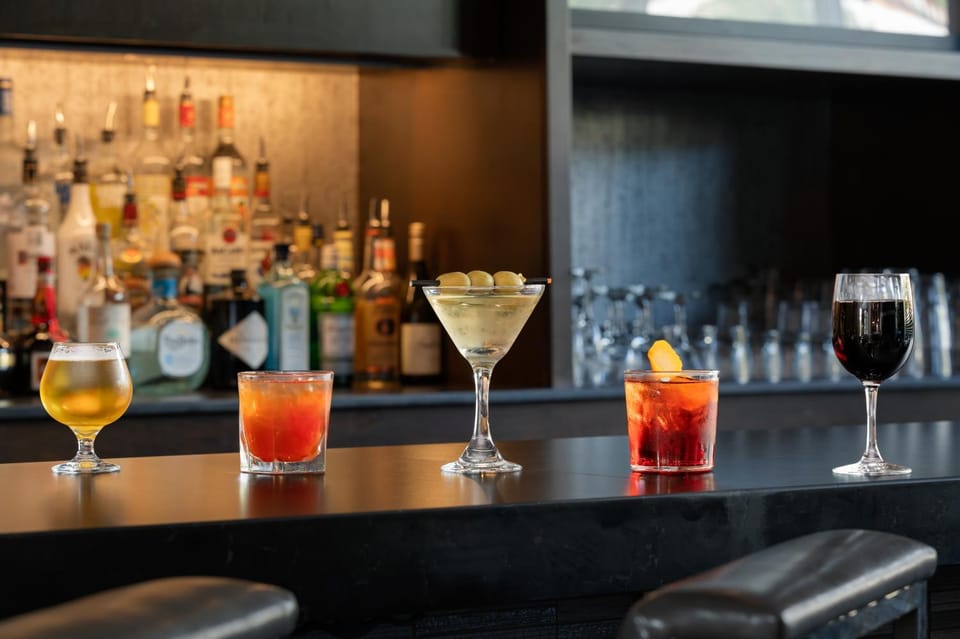 Food and drinks, Drinks, Alcoholic drinks, Non alcoholic drinks