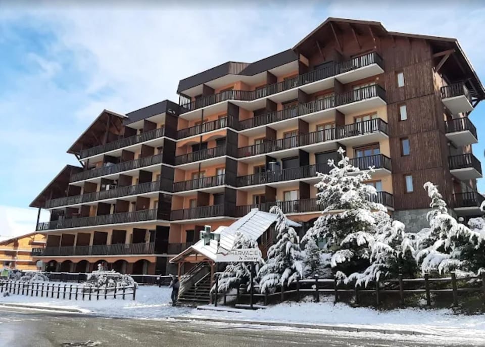 Property building, Winter