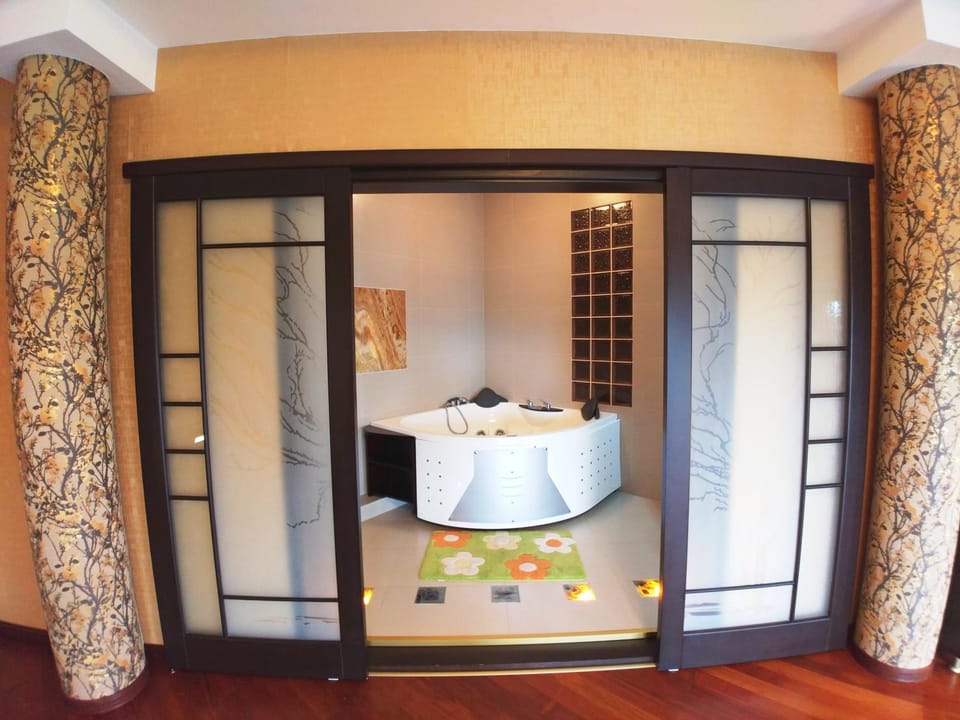 Bathroom, Bedroom