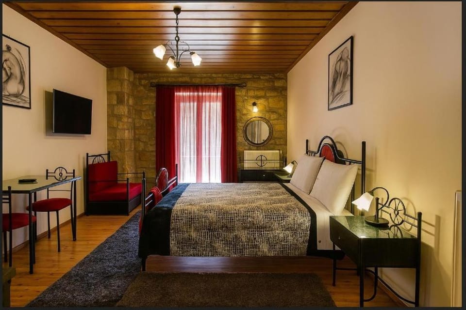 Village Inn Bed and Breakfast in Peloponnese, Western Greece and the Ionian
