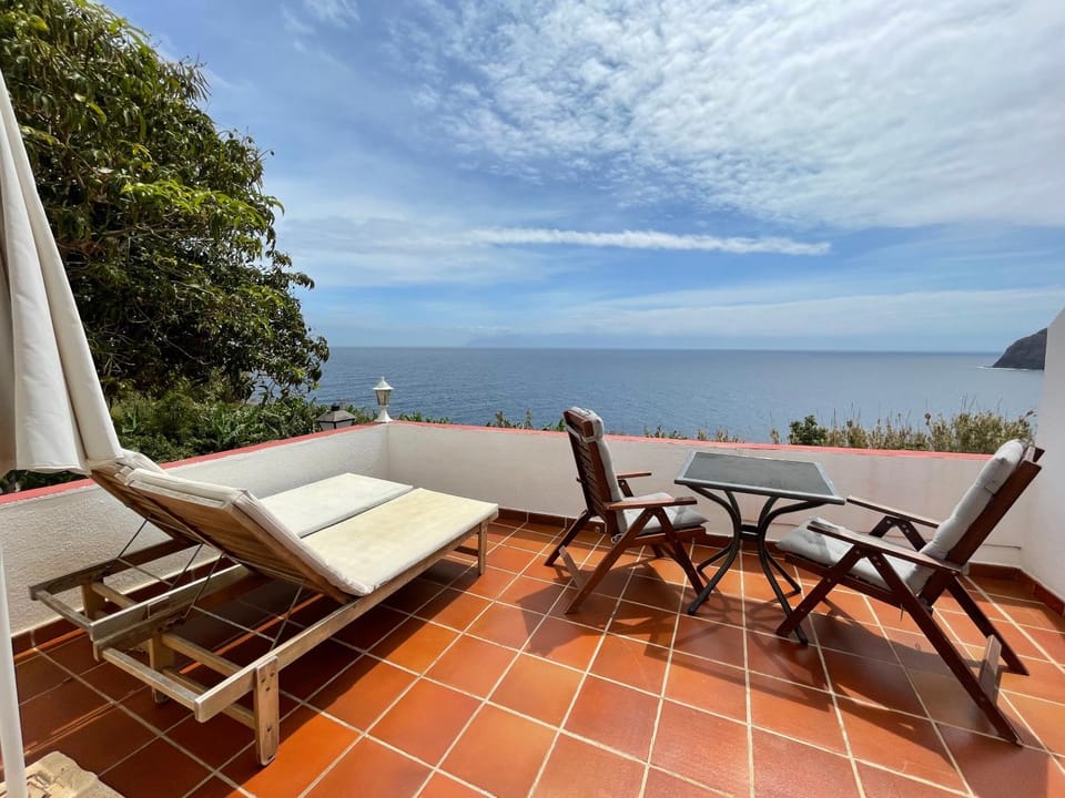 View (from property/room), Balcony/Terrace, Sea view, Sea view