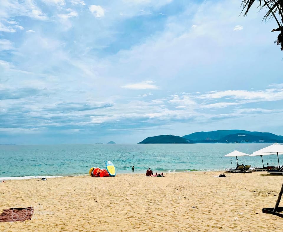 Nearby landmark, Day, Natural landscape, Beach