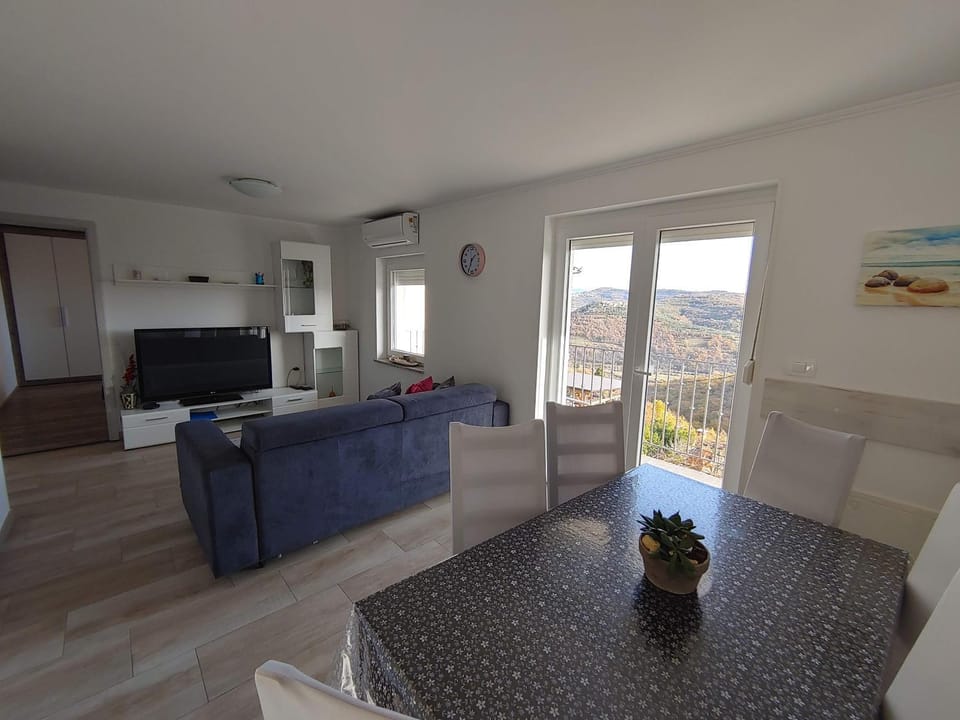 Apartmaji Hrvatin v Kortah Apartment in Istria County
