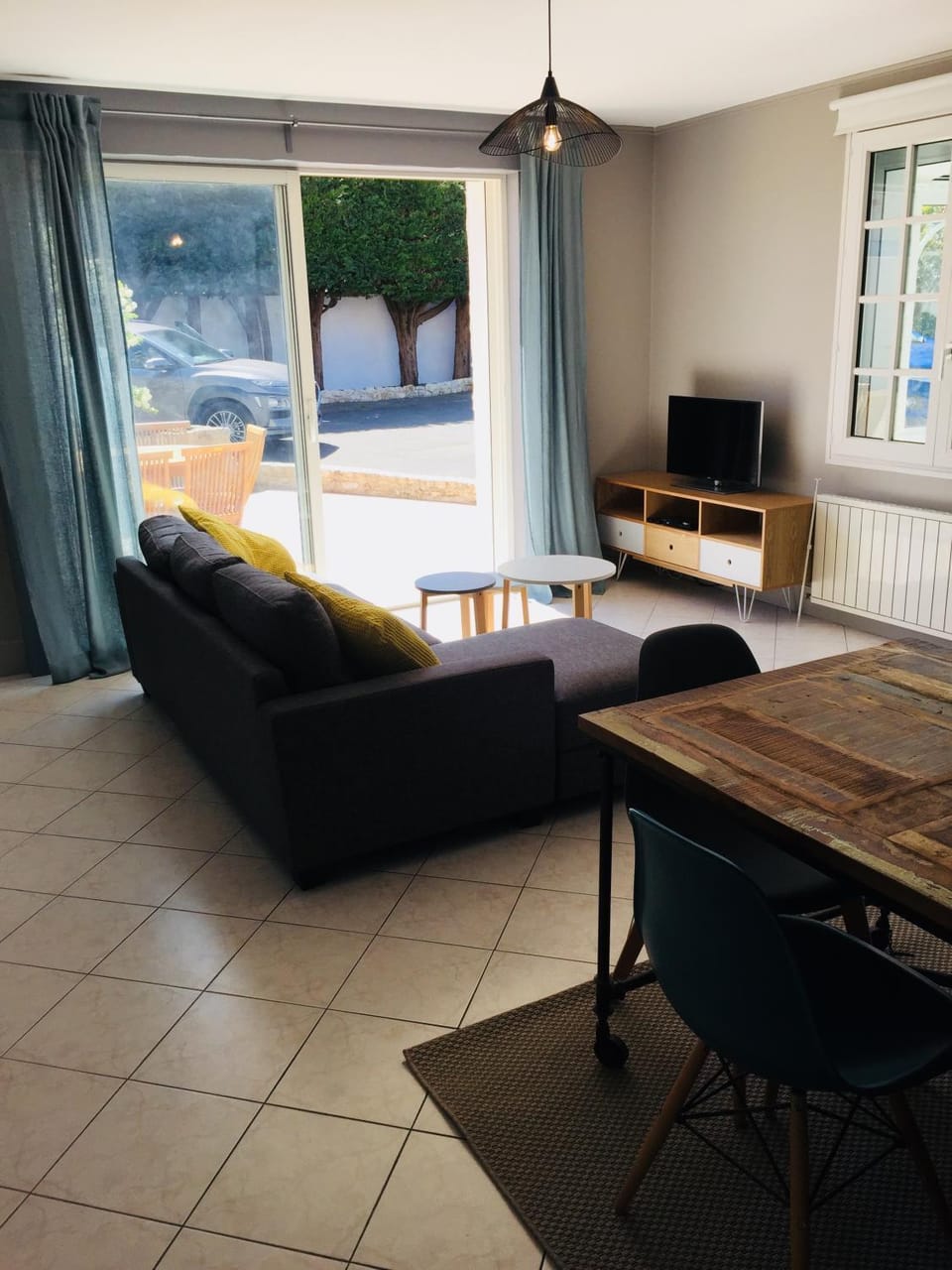 TV and multimedia, Living room