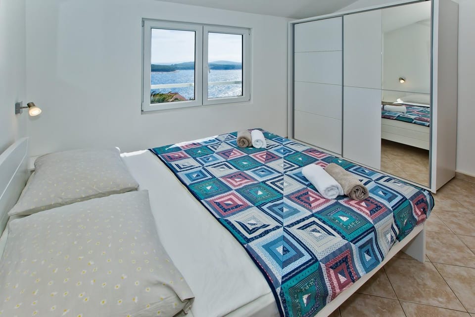 Bedroom, Sea view