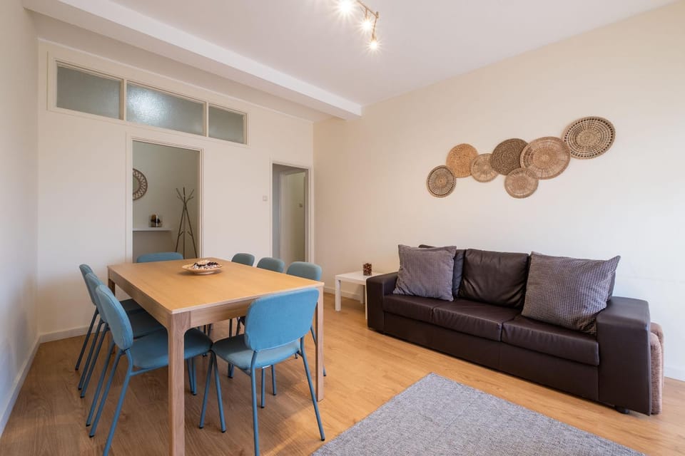 Communal lounge/ TV room, Living room, Seating area, Dining area