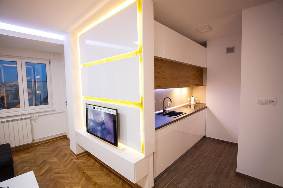 Kitchen or kitchenette