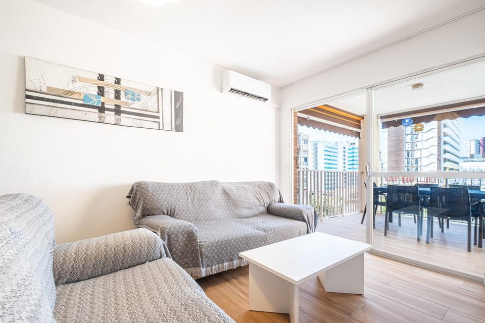 Balcony/Terrace, Living room, Dining area, air conditioner
