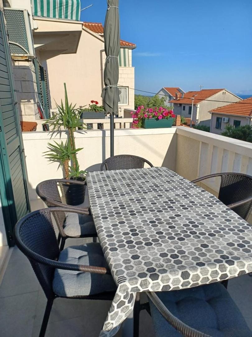 Apartment Grozdana 4+1 Apartment in Split-Dalmatia County