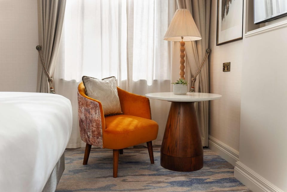 Seating area, Bedroom