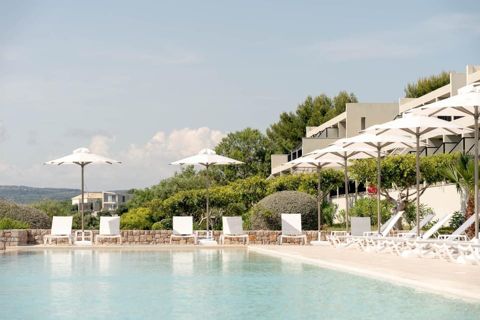 Day, Swimming pool