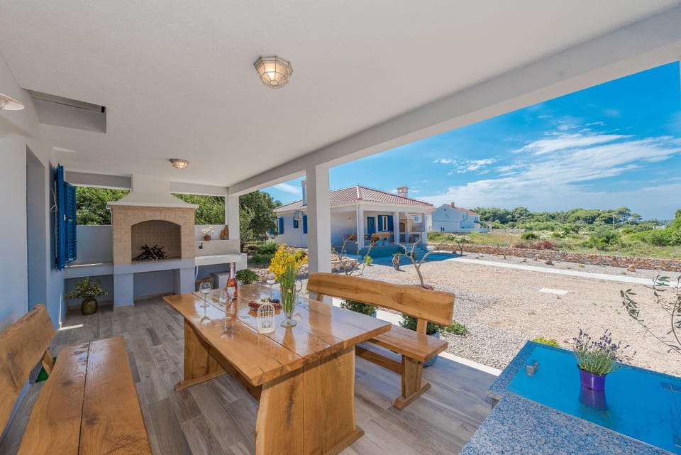 Sakarun House - Ivana House in Zadar County