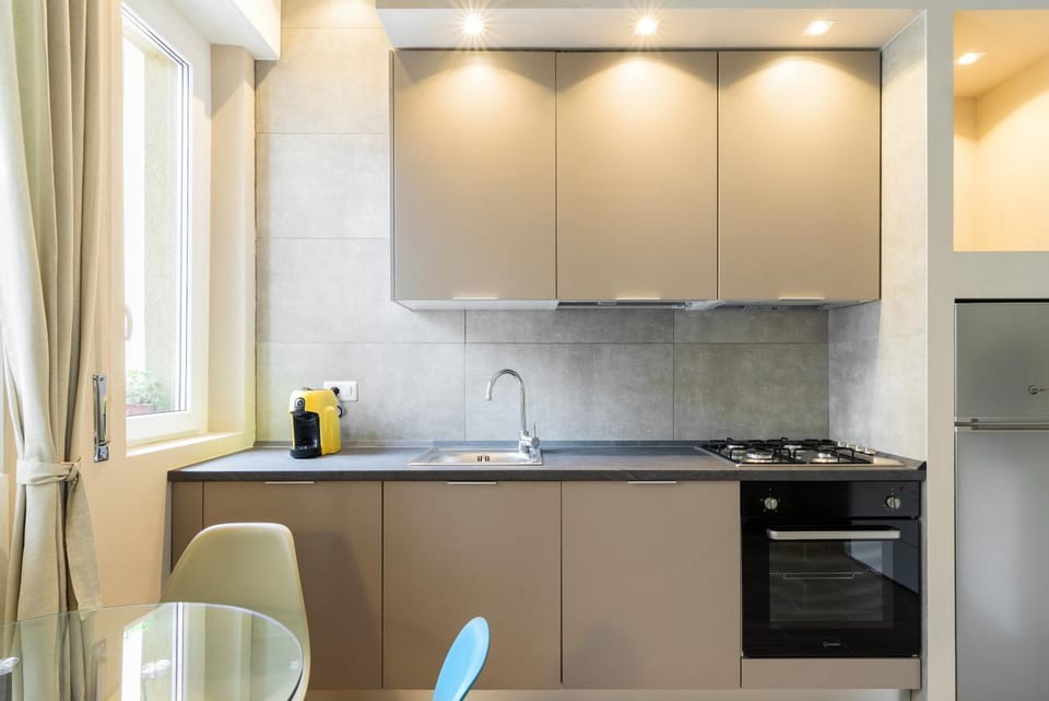 Fan House 22 Deluxe San Siro M1 M5 WiFi Apartment in Milan