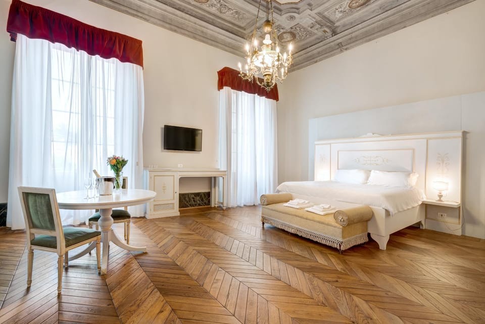 Palazzo D'Oltrarno - Residenza D'Epoca Bed and Breakfast in Florence