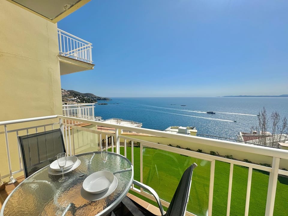 View (from property/room), Balcony/Terrace, Sea view
