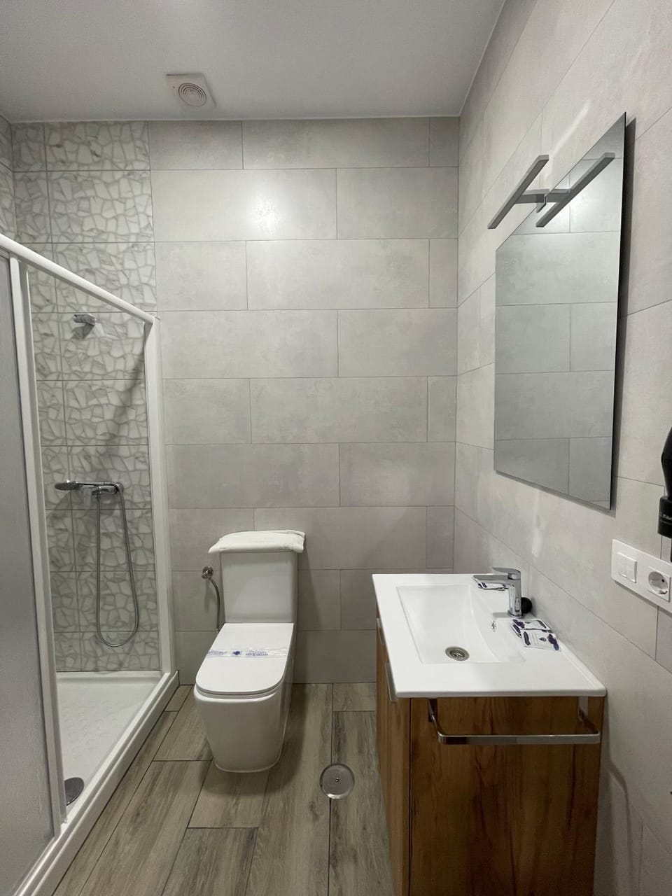 Shower, Bathroom