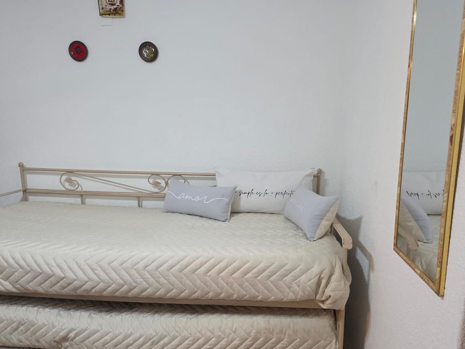 Ana Dpto- SE RESERVA CON SEÑA INMEDIATA- Pleno centro- Solo para residentes en Argentina Apartment in Mar del Plata