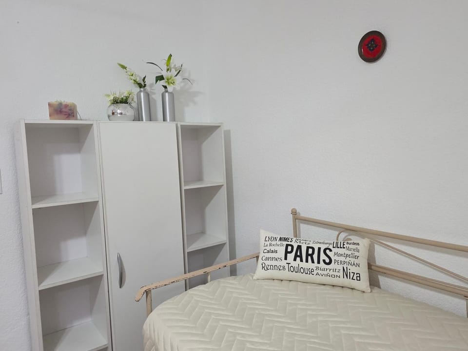 Ana Dpto- SE RESERVA CON SEÑA INMEDIATA- Pleno centro- Solo para residentes en Argentina Apartment in Mar del Plata