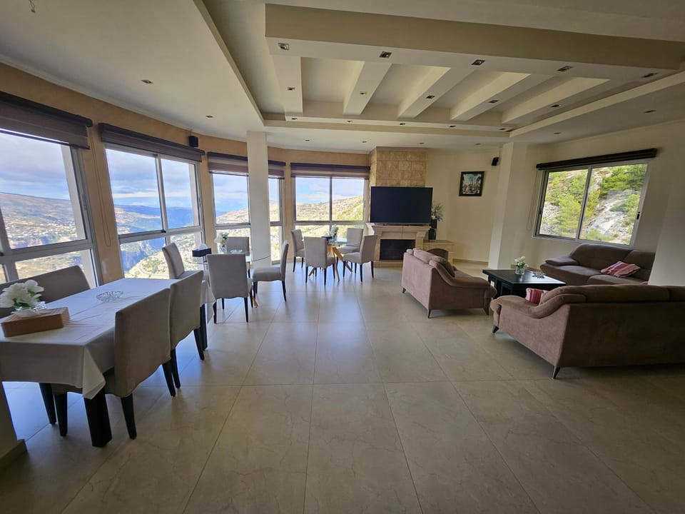 Hotel L'Aiglon Hotel in Africa