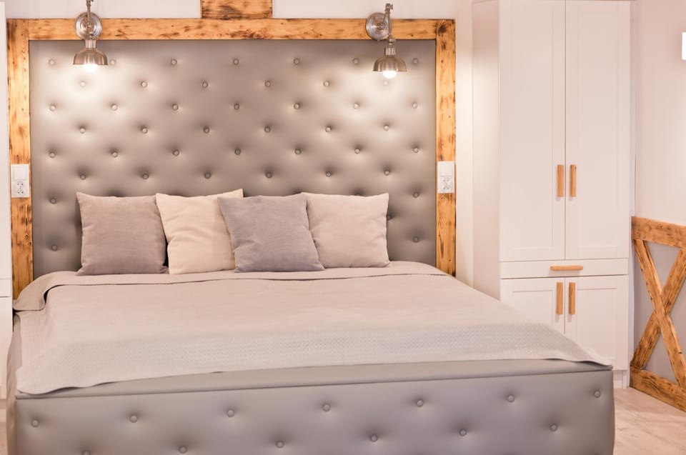 Bed, Bedroom