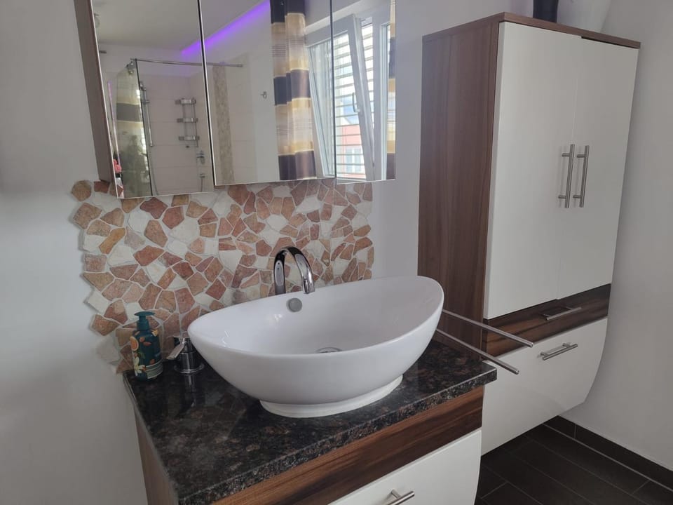 FeWo - bei Tati 95qm Apartment in Singen