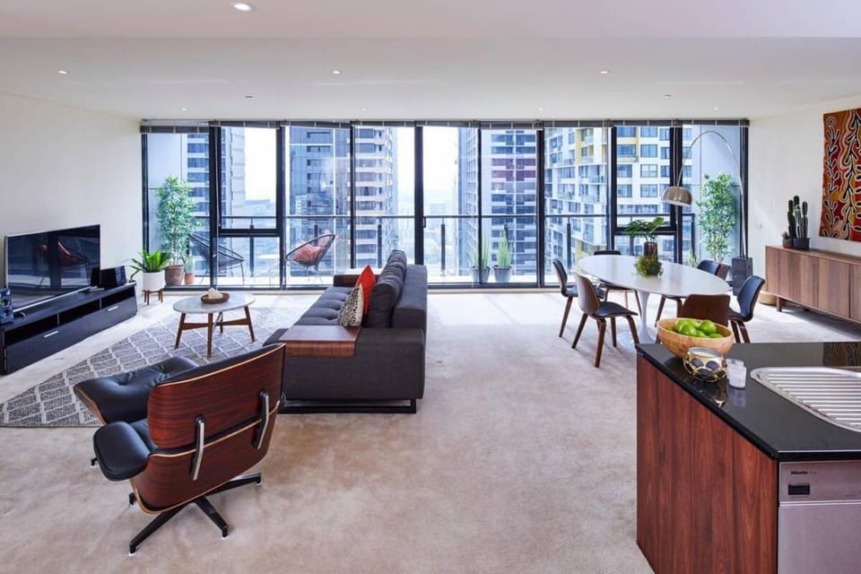 TV and multimedia, Kitchen or kitchenette, Living room, Dining area