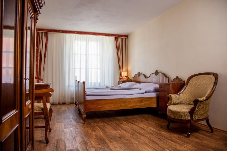Althanský palác Bed and Breakfast in South Moravian Region