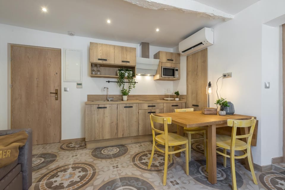 Valbonne Flat Apartment in Valbonne