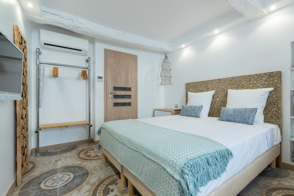 Valbonne Flat Apartment in Valbonne