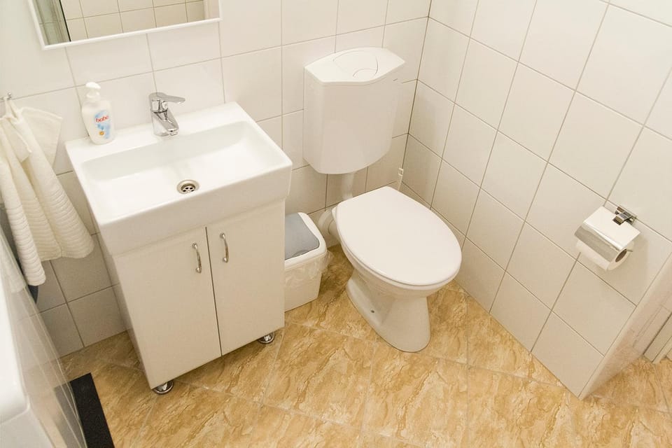Authentic Akacfa Apartment Apartment in Budapest
