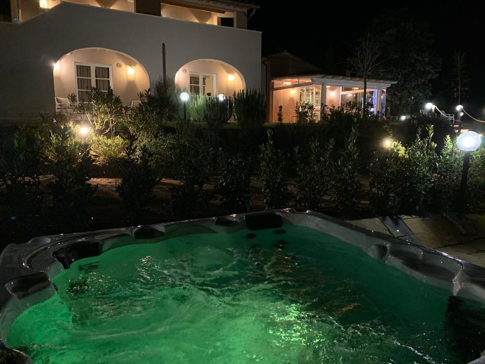 Hot Tub