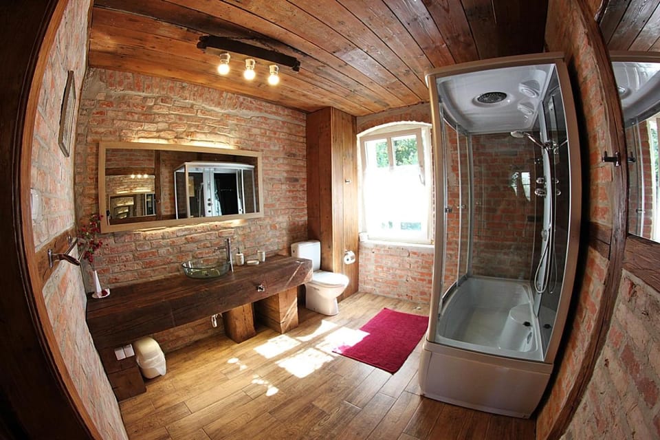 Bathroom, Photo of the whole room