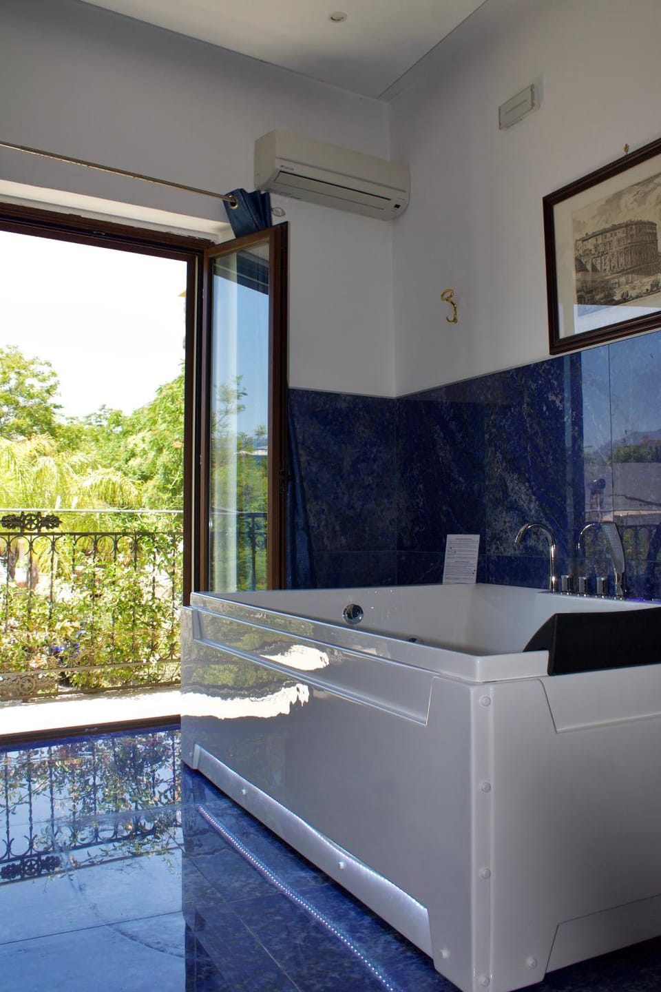 Cannatella's Mansion Bed and Breakfast in Palermo